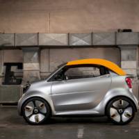 Smart Forease Plus is an electric concept car with detachable roof