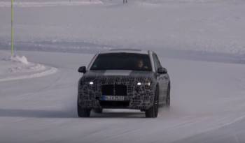 VIDEO: BMW iNext prototype spied during winter testing