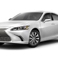 Lexus ES recalled due to knee airbag problem