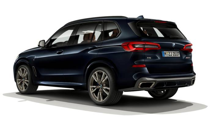 BMW X5 M50i and X7 M50i launched