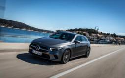 Mercedes-Benz sells about 182000 vehicles worldwide in April