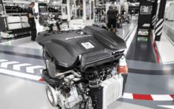 Mercedes builds the most powerful 2-liter engine in the world