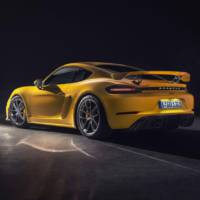 Porsche unveiled the 718 Cayman GT4 and 718 Spyder GT4