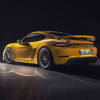 Porsche unveiled the 718 Cayman GT4 and 718 Spyder GT4