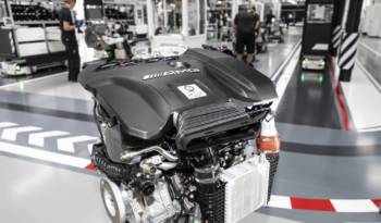 Mercedes builds the most powerful 2-liter engine in the world