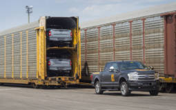 An electric prototype of the upcoming Ford F-150  can tow more than 1 million pounds