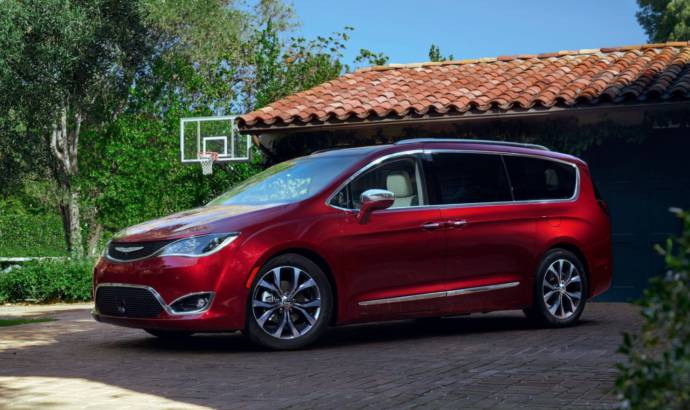 2017 Chrysler Pacifica Minivan