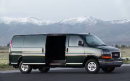 2018 GMC Savana Cargo Van