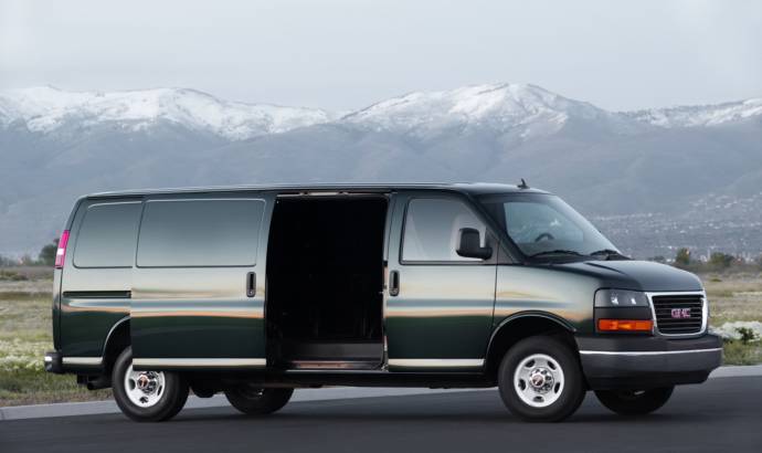 2018 GMC Savana Cargo Van