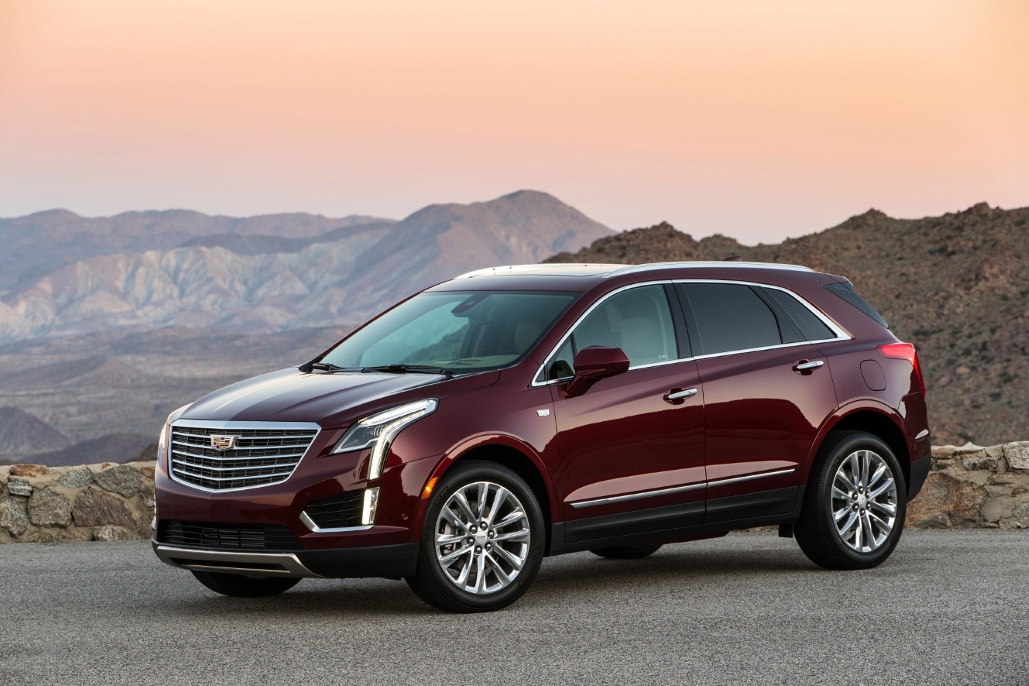 2019 Cadillac XT5 SUV Specs, Review, and Pricing | CarSession