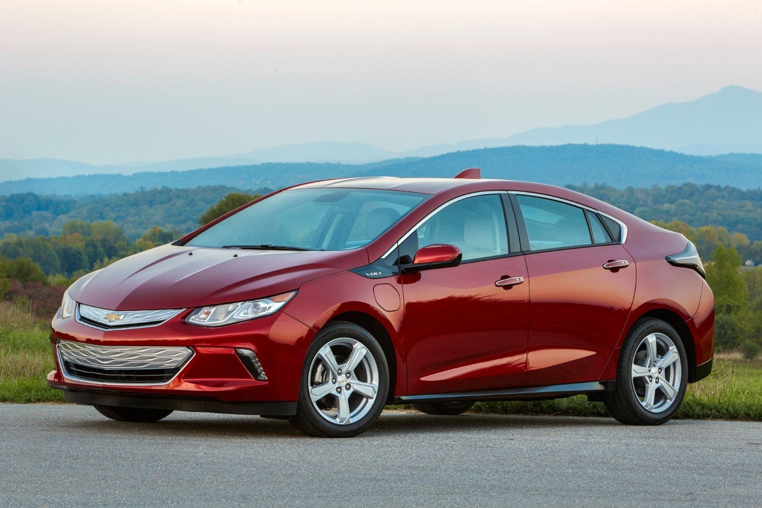 2017 chevy volt range