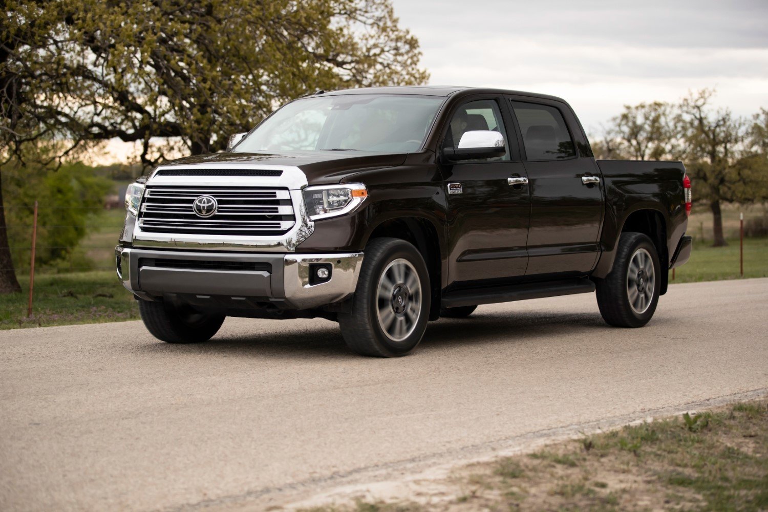 2019 Toyota Tundra Crew Cab Specs Review And Pricing Carsession