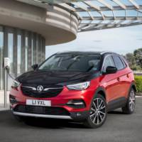 Vauxhall Grandland X Hybrid4 UK pricing announced