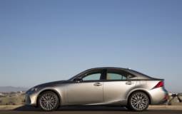 2017 Lexus IS350 Sedan