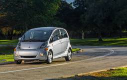 2017 Mitsubishi i-MiEV Hatchback