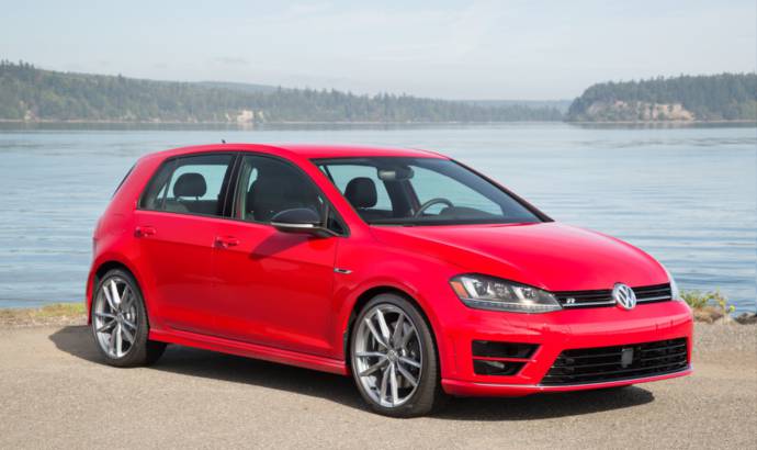 2017 Volkswagen Golf R Hatchback