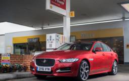 2018 Jaguar XE Sedan