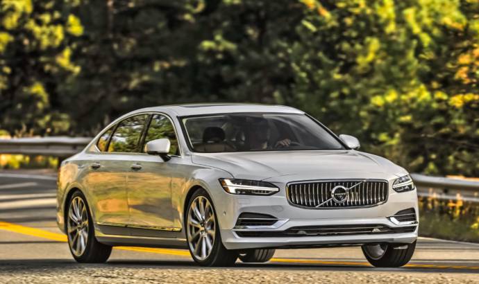 2018 Volvo S90 Sedan