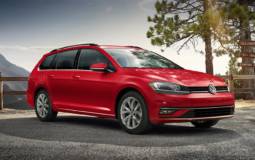 2019 Volkswagen Golf SportWagen Wagon