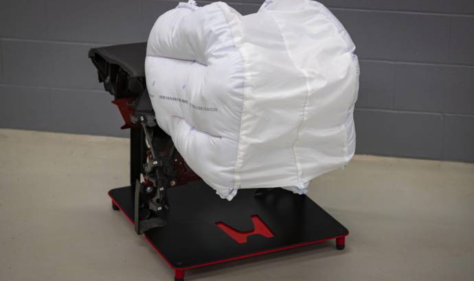 Honda introduces new airbag design