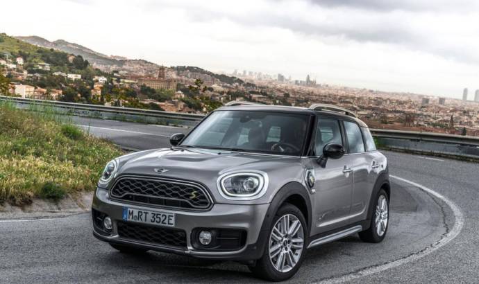 Mini Countryman PHEV has more electric range