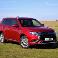 Mitsubishi Outlander PHEV revised in the UK