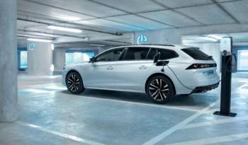 Peugeot 508 Hybrid and 508 SW Hybrid unveiled