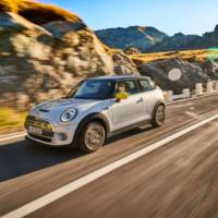 The new Mini Cooper SE starts its career on the best road in the world