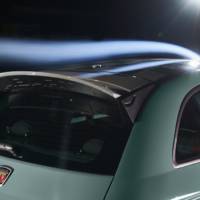 Abarth 695 70th Anniversario has 180 HP and manually adjustable spoiler