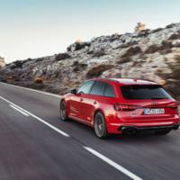 Audi RS4 Avant facelift has the same output but a more stylis exterior