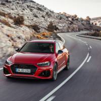 Audi RS4 Avant facelift has the same output but a more stylis exterior