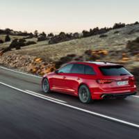 Audi RS4 Avant facelift has the same output but a more stylis exterior