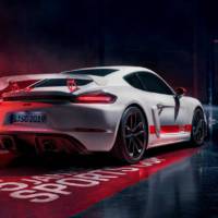 Porsche 718 Cayman GT4 Sports Cup Edition has some visual modifications