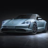 Porsche Taycan 4S introduced