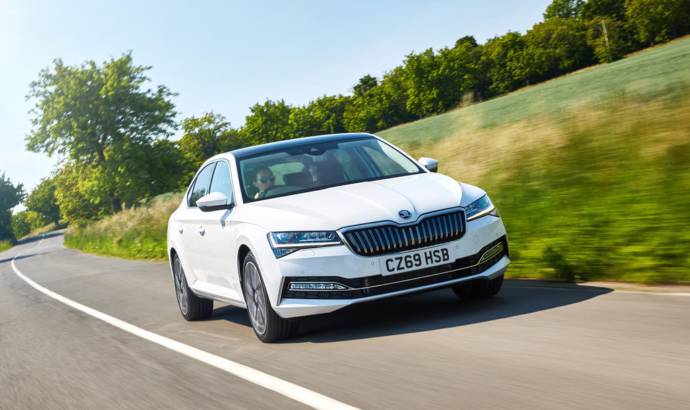 SKODA Superb iV plug-in hybrid UK pricing announced