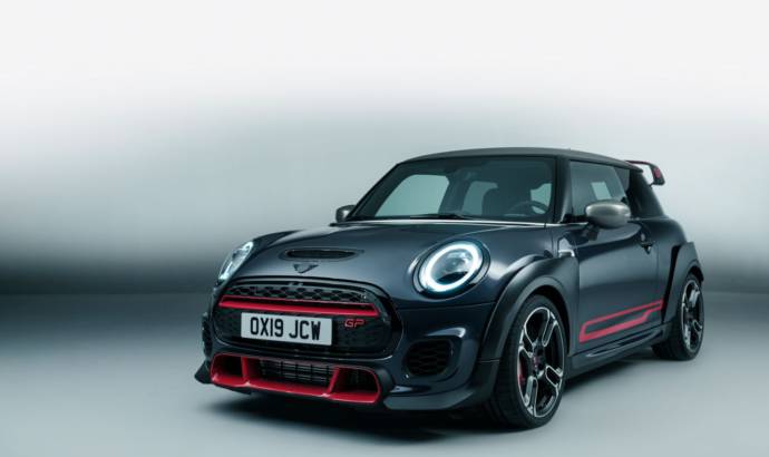 Mini John Cooper Works GP is here with 306 HP