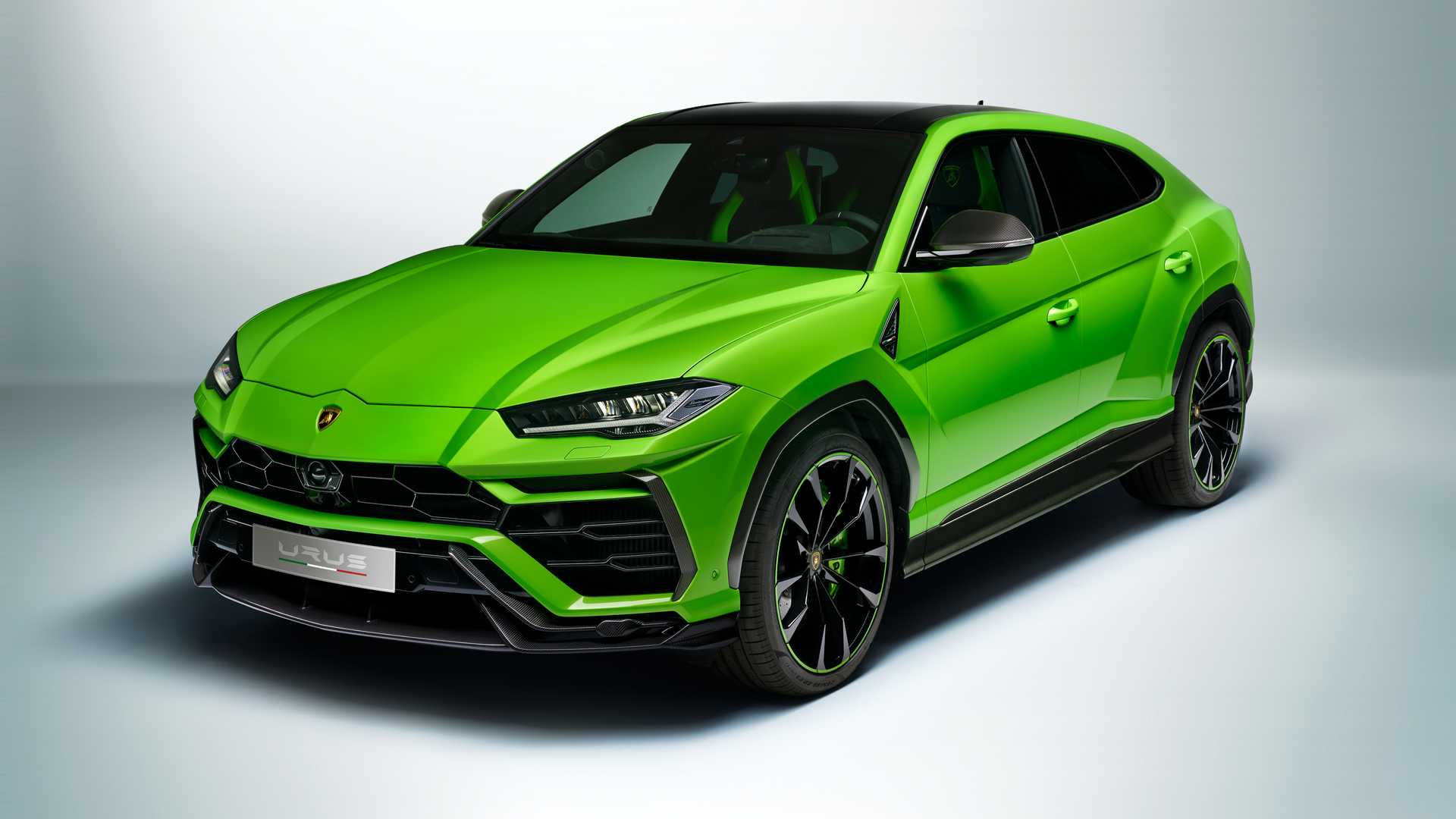 Lamborghini Urus gets a new exterior package