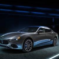 2021 Maserati Ghibli facelift is here and it has a hybrid powertrain