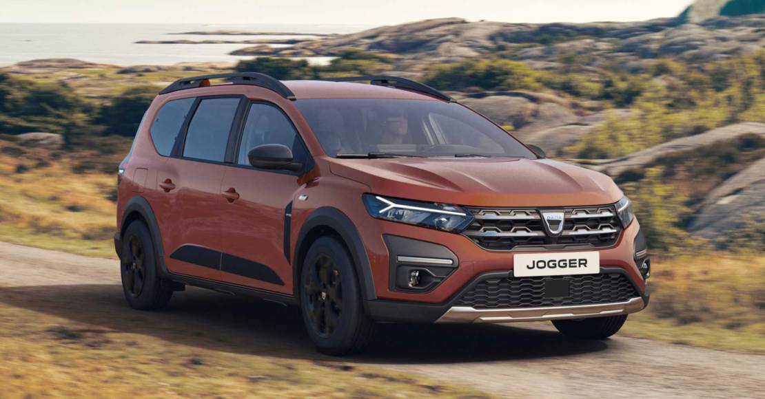 Jogger is the first Dacia with a hybrid powertrain | CarSession